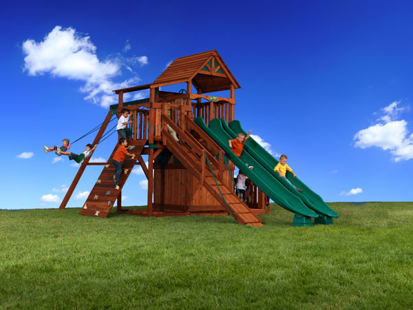 Titan Treehouse Playhouse Package